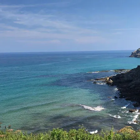 Casa De La Media Borona