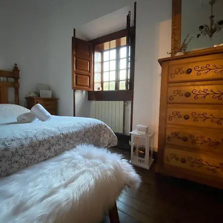 Casa De La Media Borona * Ubiarco