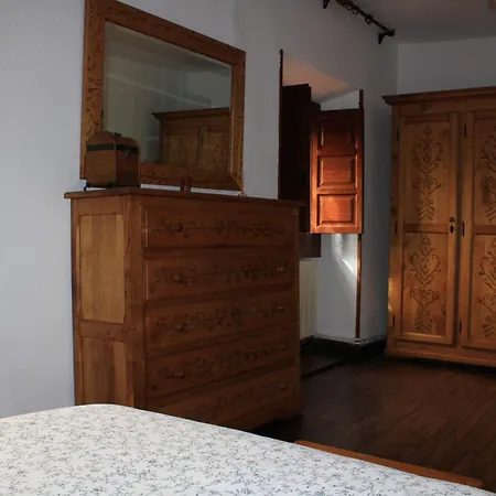 Casa De La Media Borona * Ubiarco