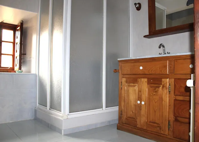 Casa De La Media Borona * Ubiarco