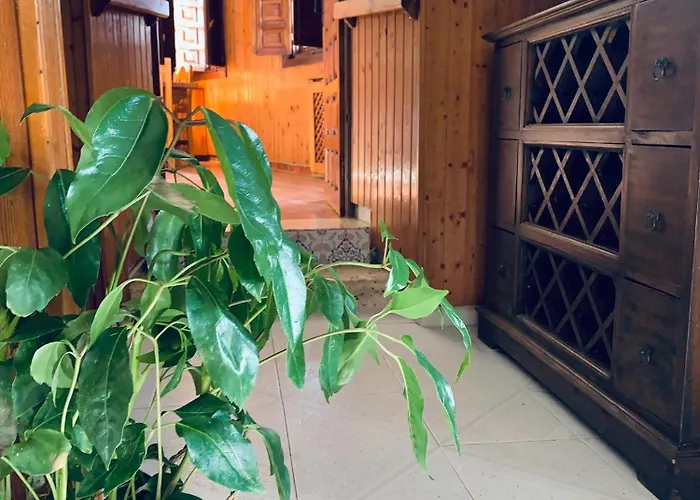 Casa De La Media Borona * Ubiarco