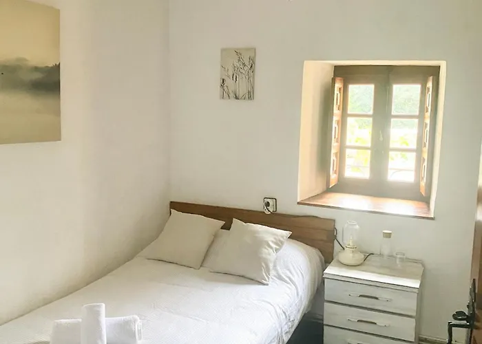 Casa De La Media Borona * Ubiarco