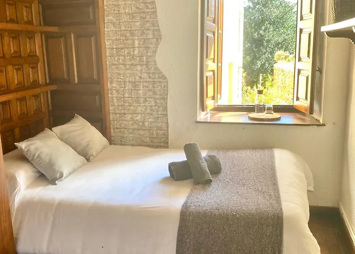 Casa De La Media Borona * Ubiarco