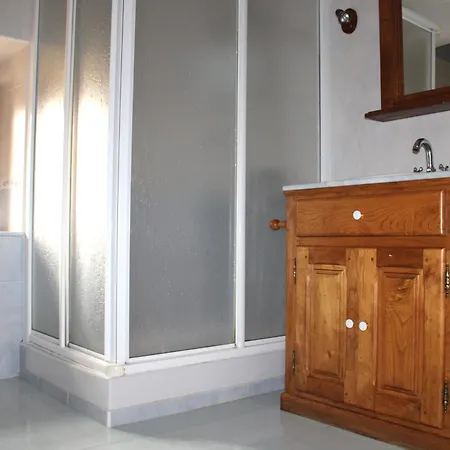 Casa De La Media Borona * Ubiarco