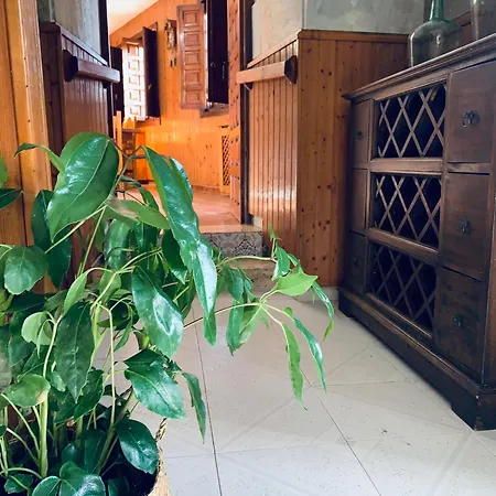 Casa De La Media Borona * Ubiarco