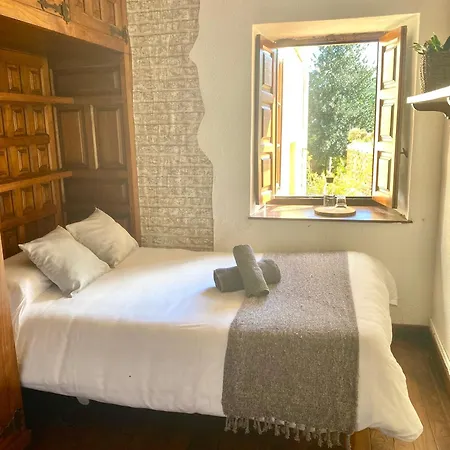 Casa De La Media Borona * Ubiarco