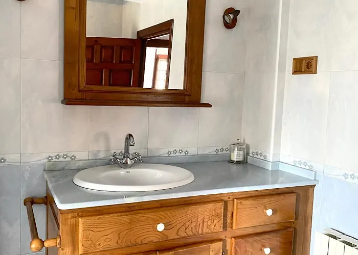 Casa De La Media Borona *